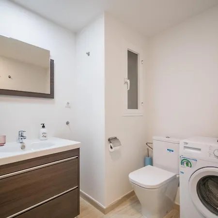 דירה Sunset Beachfront In